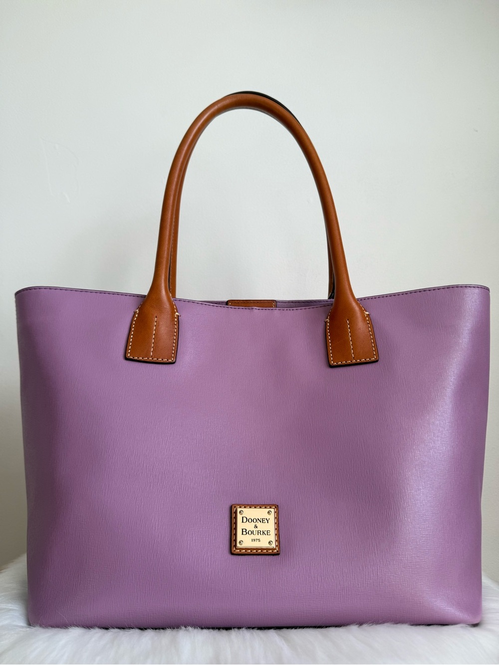 Dooney & Bourke bag